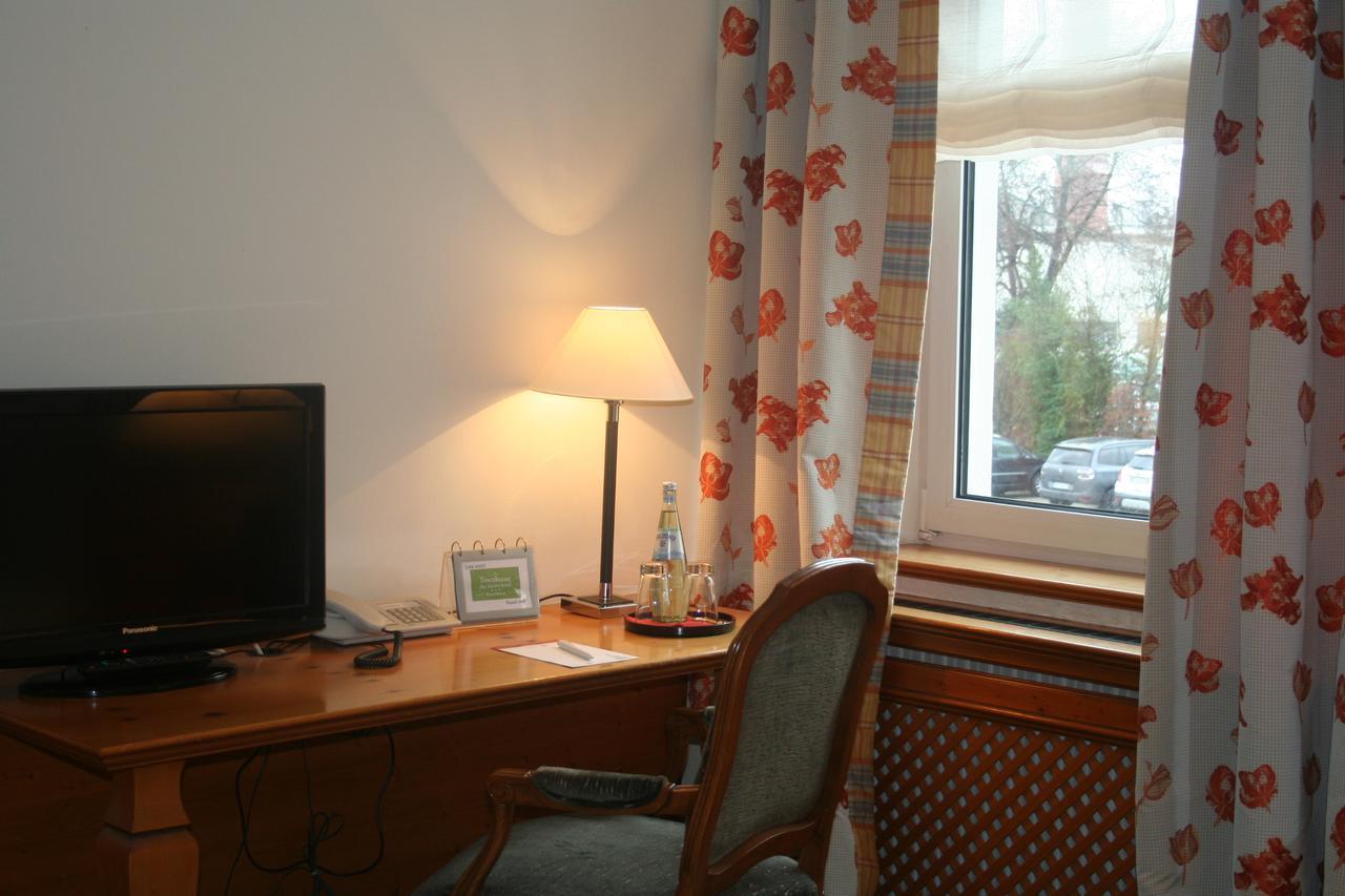 Kleines Hotel Forchheim  Exterior photo